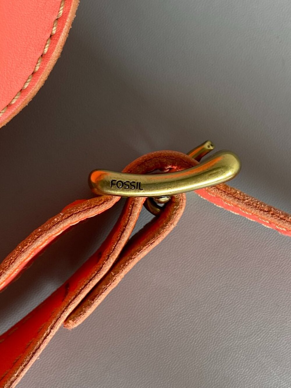 Fossil Mini Austin Leather Turn Lock Saddle Flap Crossbody Bag Coral Salmon - Picture 9 of 15